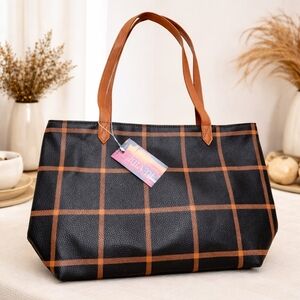 Thirty-One Gifts Modern Tote in Carmel Windowpane Plaid